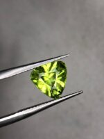 25 ct Peridot from Spat mine of Mansehra, Pakistan - Image 5