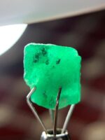 4.80 ct Swat Emerald Crystal – Nature’s Emerald from Pakistan - Image 2
