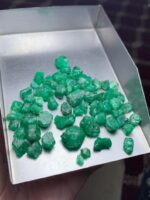 A 149.35-Carat Swat Emerald Rough Lot - Image 6