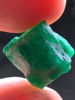 Majestic 15.55ct Emerald Crystal: A Natural Gem from Swat Valley - Image 7