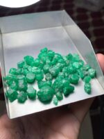 A 149.35-Carat Swat Emerald Rough Lot - Image 8