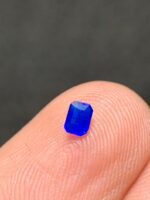 Rare 0.10 Carat Blue Hauyne Gemstone – Afghan Origin, Fluorescent - Image 4