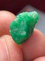 9.17ct Swat Emerald Crystal: A Towering Natural Marvel from Pakistan - Image 2