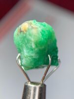 9.17ct Swat Emerald Crystal: A Towering Natural Marvel from Pakistan - Image 6