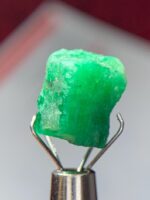 9.17ct Swat Emerald Crystal: A Towering Natural Marvel from Pakistan - Image 9