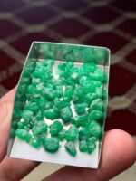 63.40 ct Emerald Rough Lot Swat – Thick Natural Crystals with Strong Form - Image 8
