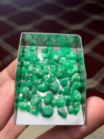63.40 ct Emerald Rough Lot Swat – Thick Natural Crystals with Strong Form - Image 10