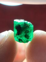3.37 ct Swat Emerald Crystal — Natural Elegance in a Compact Size - Image 3