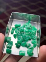 42.80 ct Emerald Rough Lot Swat – Naturally Formed Crystals with Vibrant Green - Image 7