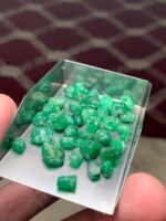41.50 ct Emerald Rough Lot Swat – Compact Natural Crystals with Rich Tone - Image 5