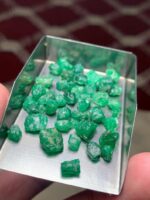 41.50 ct Emerald Rough Lot Swat – Compact Natural Crystals with Rich Tone - Image 10