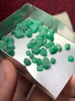 37.70ct Swat Emerald Rough Lot: Fine Green Crystals with Natural Elegance - Image 3