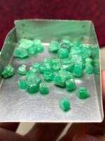 37.70ct Swat Emerald Rough Lot: Fine Green Crystals with Natural Elegance - Image 5