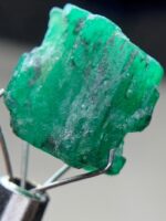 10.93ct Swat Emerald Crystal – A Compact Gemstone with Vibrant Depth - Image 6