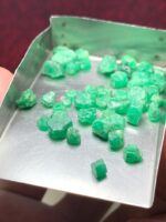 37.70ct Swat Emerald Rough Lot: Fine Green Crystals with Natural Elegance - Image 6