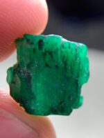 10.93ct Swat Emerald Crystal – A Compact Gemstone with Vibrant Depth - Image 8