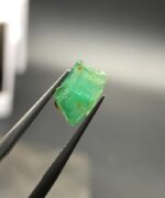 20.85 ct Rough Emerald from Panjshir, Afghanistan - Image 5