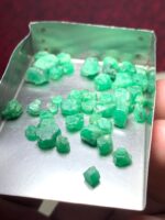 37.70ct Swat Emerald Rough Lot: Fine Green Crystals with Natural Elegance - Image 10