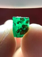 1.96ct Swat Emerald Crystal – Elegant Form and Vivid Green - Image 10