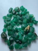 Raw Emerald Parcel – 124.75 ct Afghan Gemstone Lot - Image 2