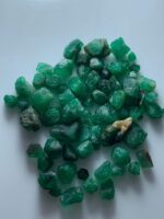 Raw Emerald Parcel – 124.75 ct Afghan Gemstone Lot - Image 5