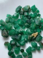 Raw Emerald Parcel – 124.75 ct Afghan Gemstone Lot - Image 7