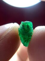 2.00ct Swat Emerald Crystal – Long & Luminous Natural Beauty - Image 9