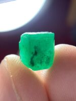 5.00ct Swat Emerald Crystal – Rich Green Color & Classic Hexagonal Form - Image 2