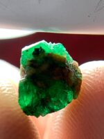 3.31ct Swat Emerald Crystal – Natural Precision with Bold Character - Image 3