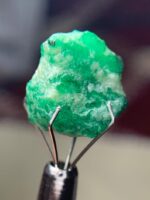 11.75 ct Swat Emerald Crystal – Majestic Green with Excellent Form - Image 3