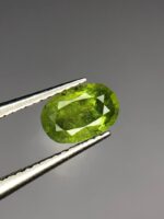 Rare 0.660 ct Demantoid Green Garnet from Khuzdar, Balochistan - Image 3