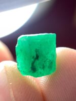5.00ct Swat Emerald Crystal – Rich Green Color & Classic Hexagonal Form - Image 9