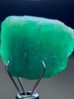 14.65ct Swat Emerald Crystal: Vibrant Natural Beauty in 11x15x10mm - Image 9