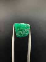 Swat Valley Emerald Crystal – 14.90 Carat Raw Green Gemstone - Image 4