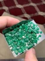 Compact yet Striking: 61.50ct Swat Emerald Rough - Image 4