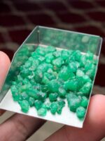 Compact yet Striking: 61.50ct Swat Emerald Rough - Image 11