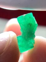 3.71ct Swat Emerald Crystal: Refined Geometry in Raw Green - Image 4