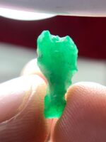 3.71ct Swat Emerald Crystal: Refined Geometry in Raw Green - Image 5