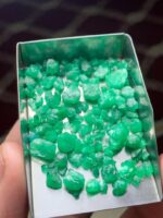 45.79 ct Swat Emerald Rough Lot – A Glimpse of Natural Formation - Image 9
