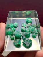 Swat Emeralds: Premium 41.55 Carat Lot of Natural Green Crystals - Image 10