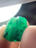 9.41 ct Swat Emerald Crystal – Vivid Green Elegance in Natural Form - Image 7