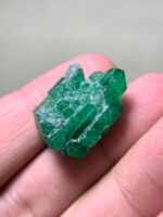 Monument of Nature: 24.95ct Swat Emerald Crystal - Image 12