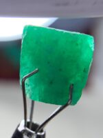 Exploring the Beauty of a 6.30ct Emerald Crystal: A Deep Dive into Its Stunning Dimensions (10.60 x 10.31 x 7.46mm) - Image 4