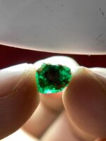 2.06ct Sest Emerald Crystal – Natural Untreated Green Gemstone (8.21 x 7.37 x 5.27 mm) - Image 6