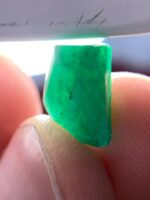 Exploring the Beauty of a 6.30ct Emerald Crystal: A Deep Dive into Its Stunning Dimensions (10.60 x 10.31 x 7.46mm) - Image 9