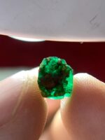 2.06ct Sest Emerald Crystal – Natural Untreated Green Gemstone (8.21 x 7.37 x 5.27 mm) - Image 9