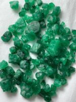78.95ct Emerald Rough Lot (10x6x6mm): Natural Untreated Crystals for Cutting or Collection - Image 2