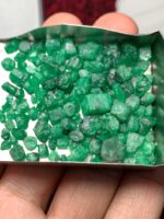 78.95ct Emerald Rough Lot (10x6x6mm): Natural Untreated Crystals for Cutting or Collection - Image 5