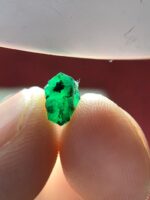 1.73ct Swat Emerald Crystal – Natural Untreated Gemstone (5.64 x 8.76 x 5.15 mm) - Image 3