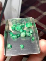Unearthing Nature’s Treasure: A 35.68 ct Rough Emerald Lot from Swat - Image 10